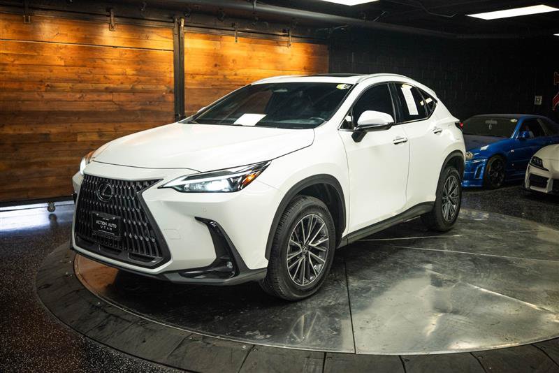 Used 2024 Lexus NX 350h AWD image 2