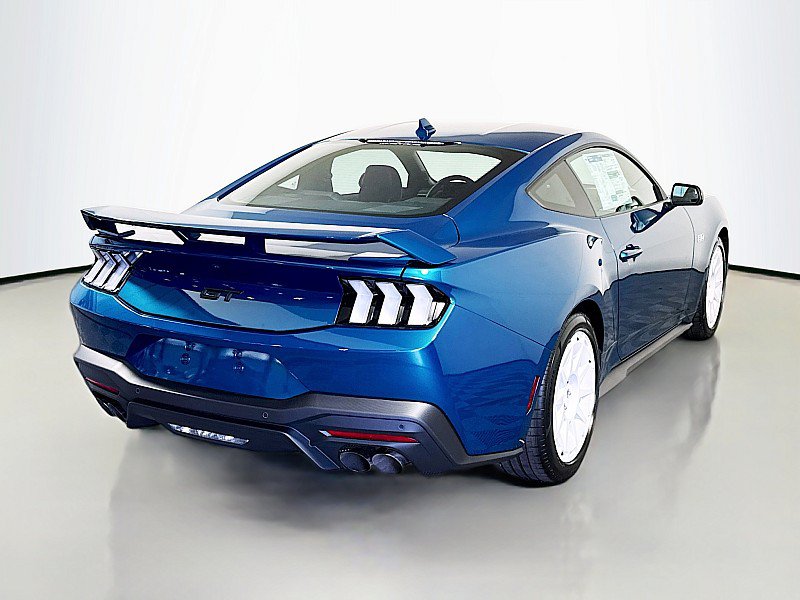 New 2026 Ford Mustang GT Premium w/ GT Performance Package RWD image 7