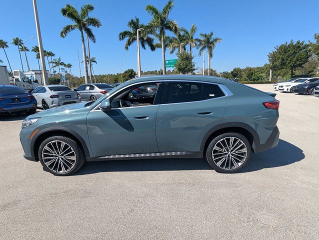 Used 2025 BMW X2 xDrive28i w/ Premium Package image 9