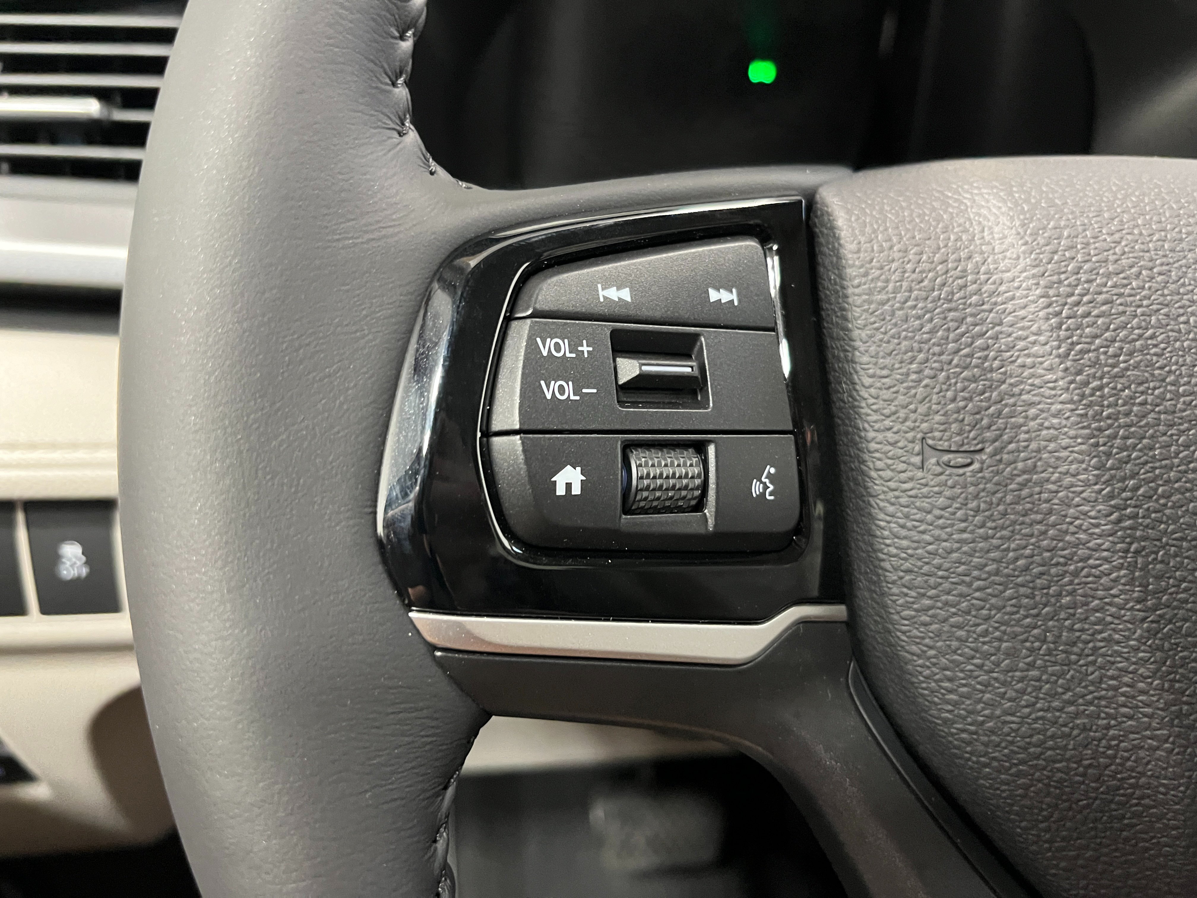 New 2026 Honda Odyssey EX-L image 16