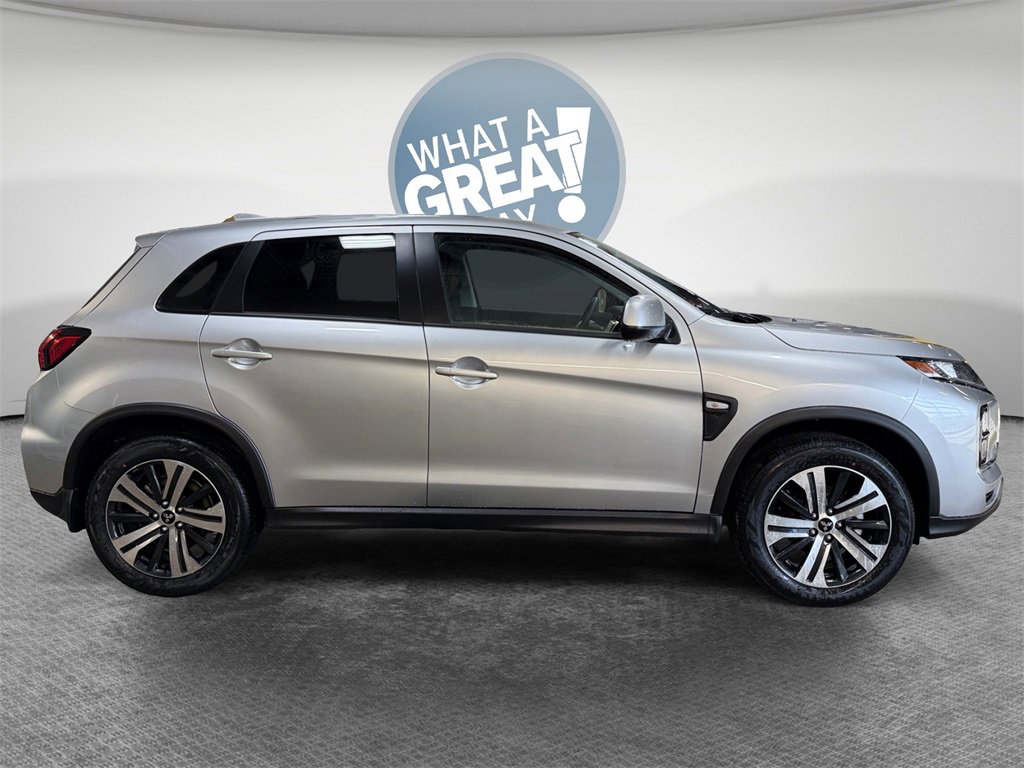 New 2026 Mitsubishi Outlander Sport ES image 2