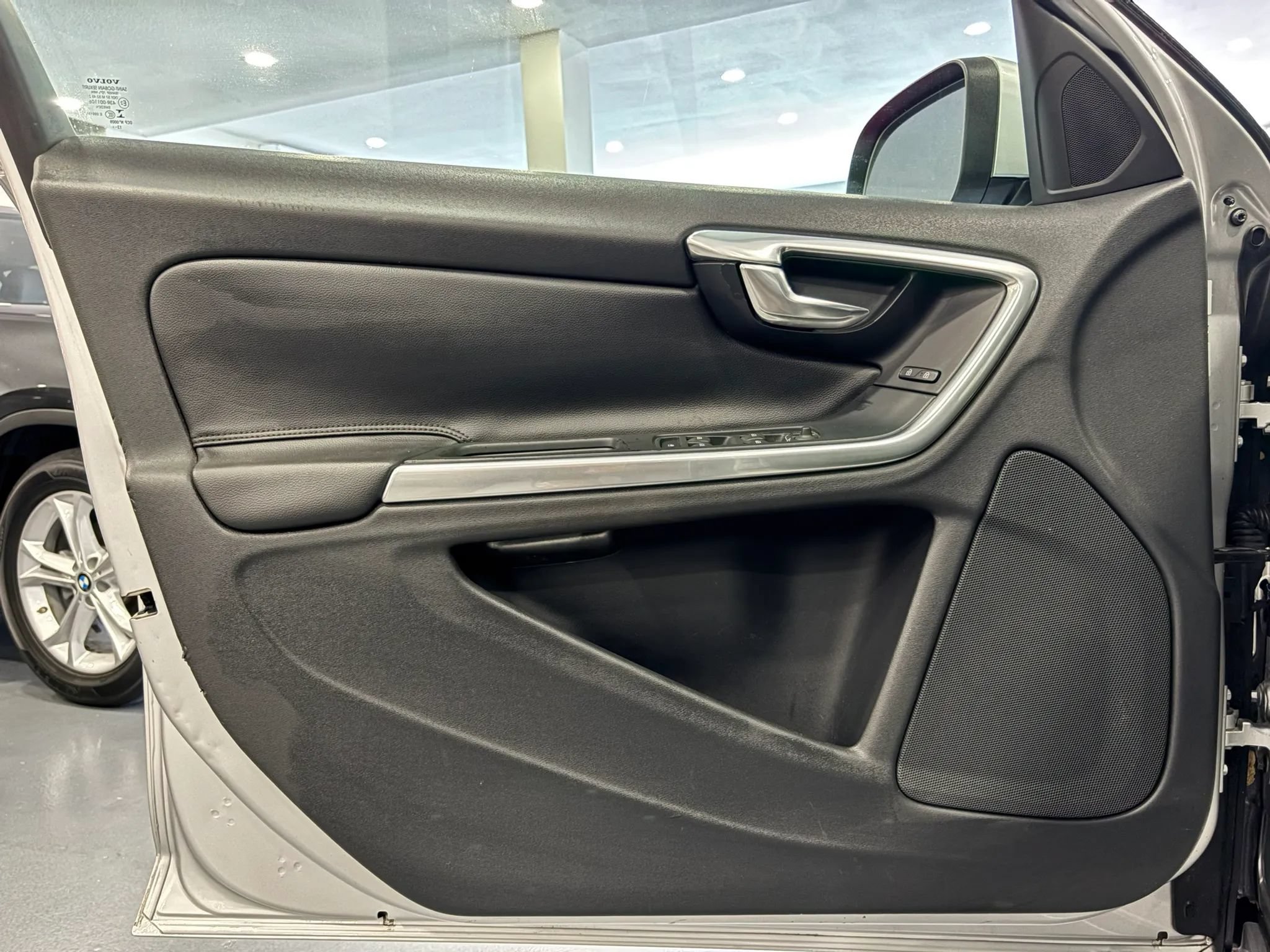 Used 2015 Volvo S60 T5 Premier FWD image 34