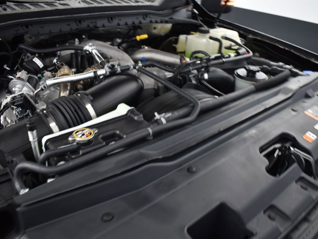 New 2025 Ford F350 Lariat w/ Black Appearance Package image 14