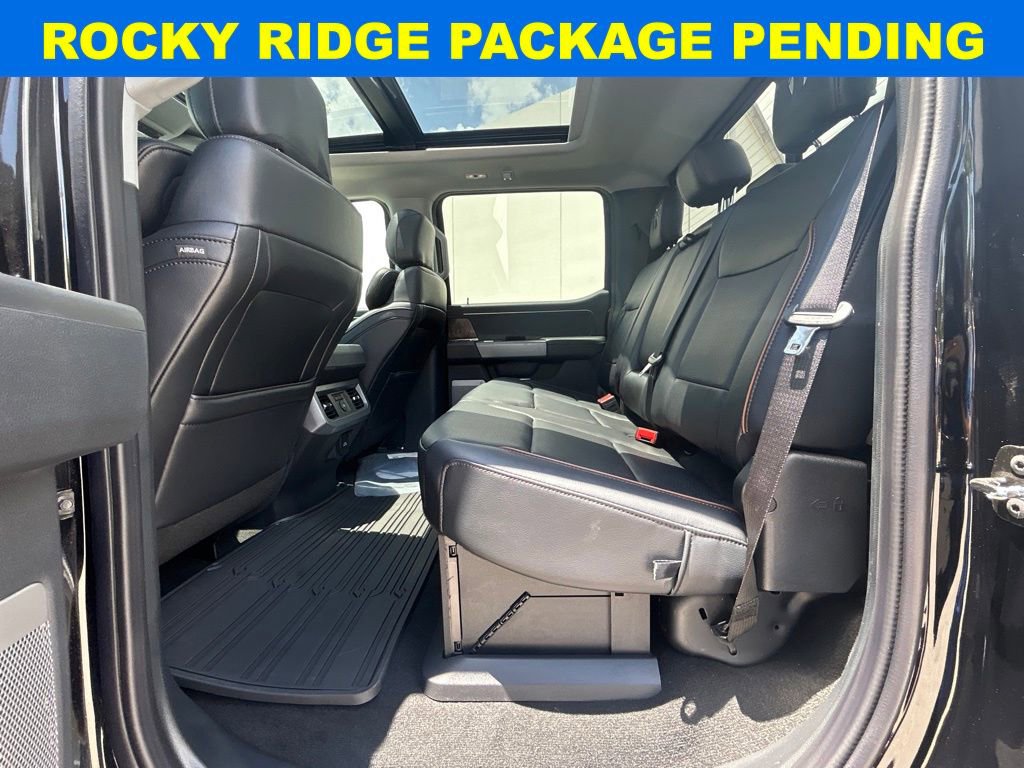 New 2025 Ford F350 Lariat w/ Lariat Ultimate Package image 39