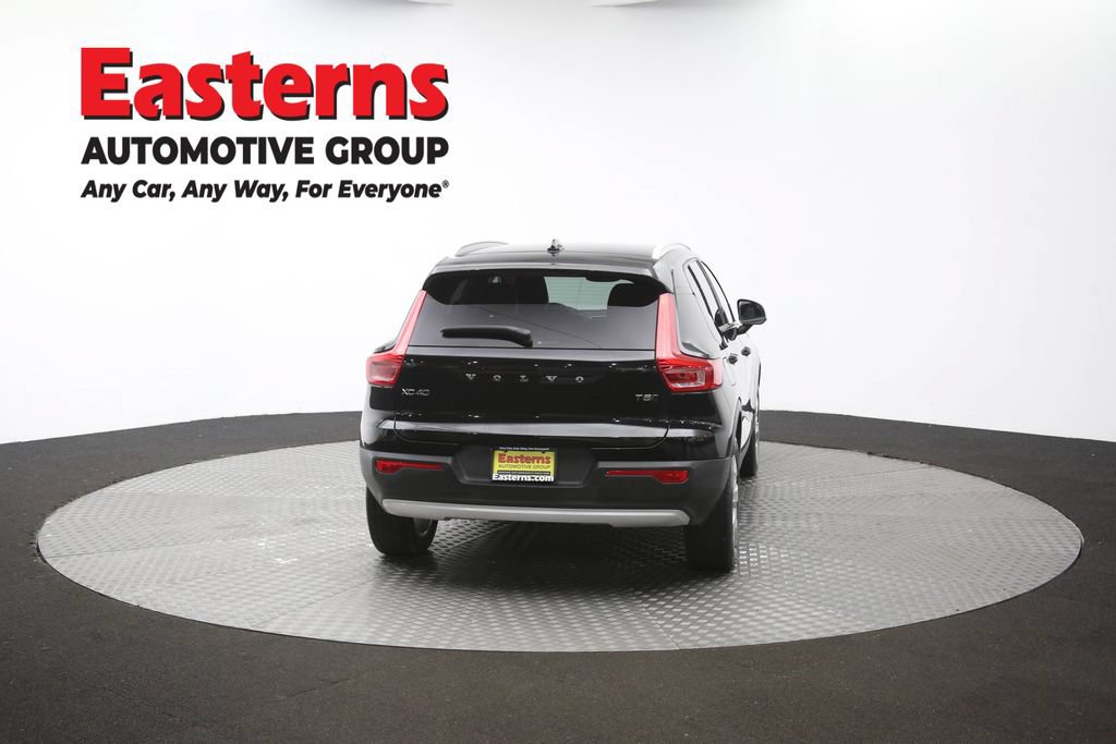 Used 2022 Volvo XC40 T5 Momentum AWD/4WD image 38
