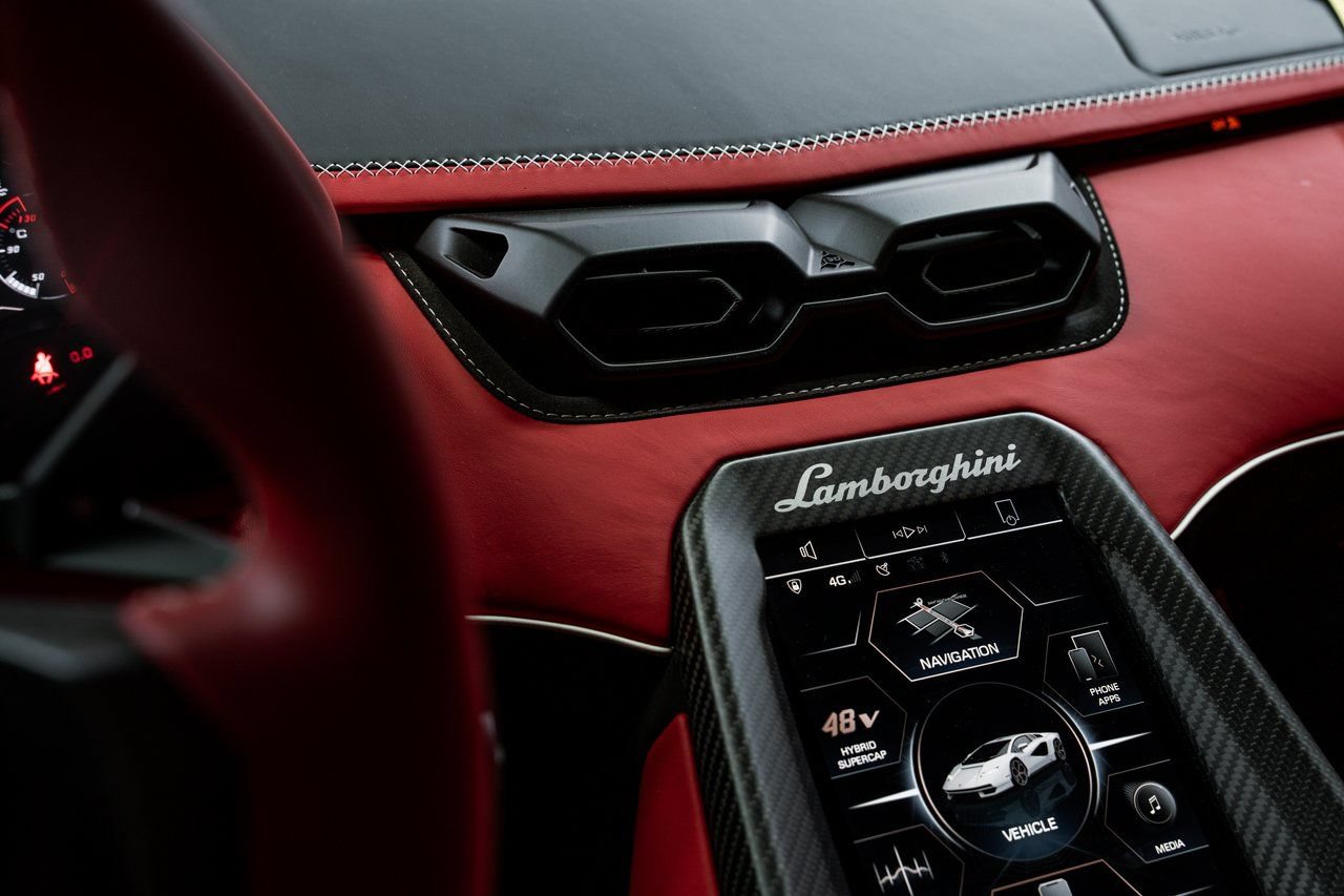 Used 2022 Lamborghini Aventador Countach AWD/4WD image 19