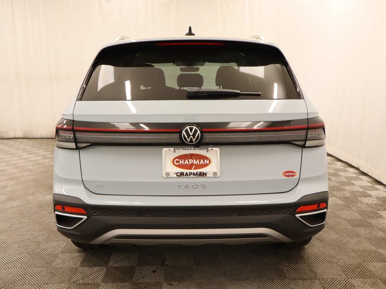 New 2026 Volkswagen Taos SE FWD image 5