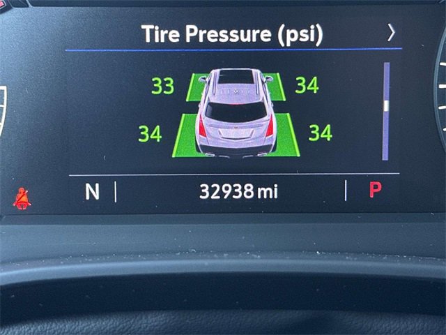 Certified 2022 Cadillac XT5 Premium Luxury w/ LPO, Floor Liner Package image 64