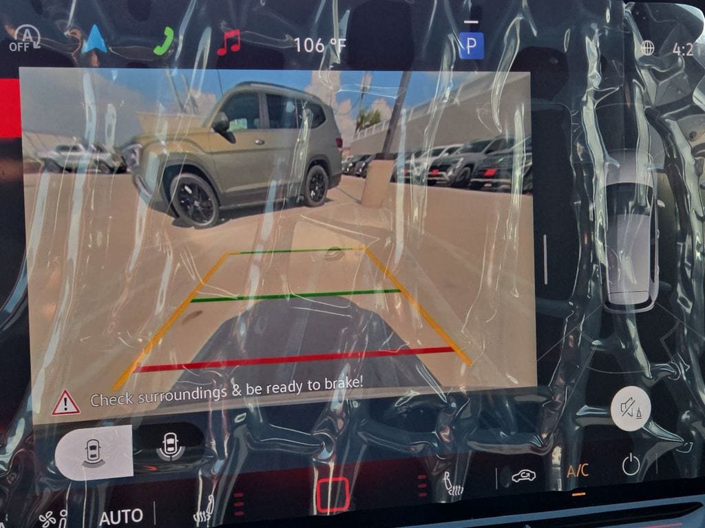 New 2026 Volkswagen GTI SE FWD image 22