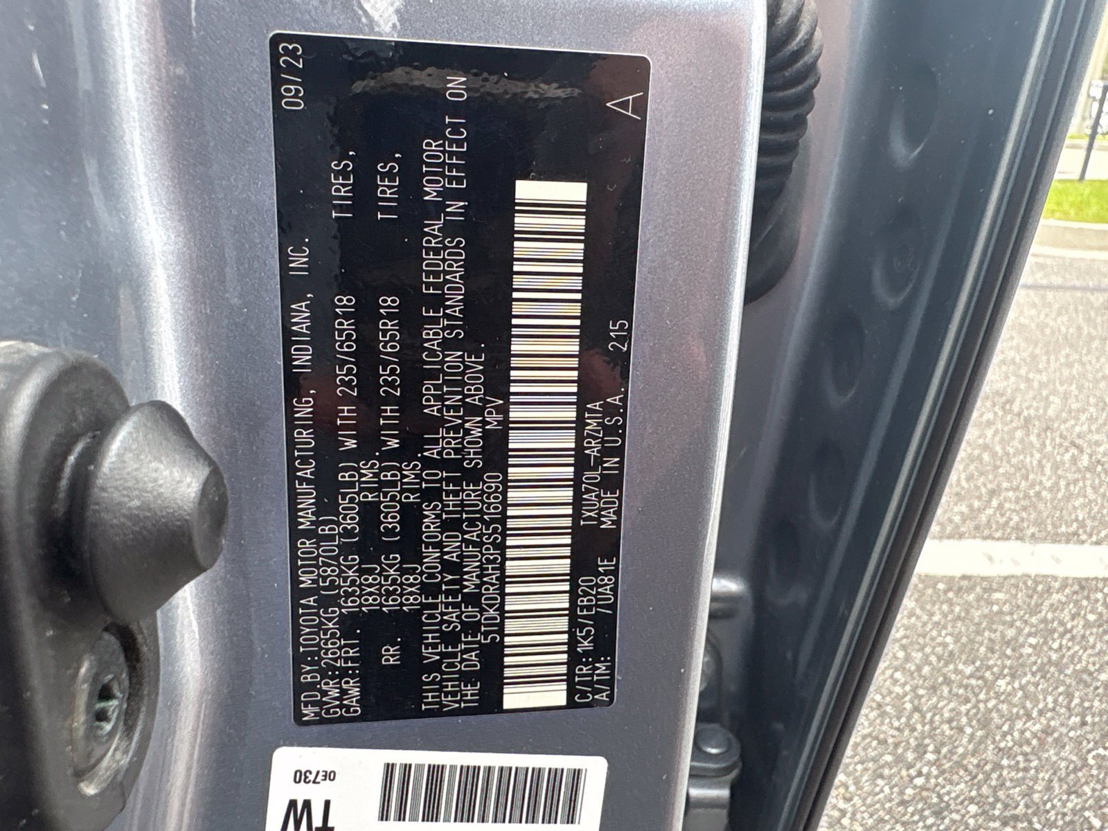 Used 2023 Toyota Highlander XLE FWD image 13