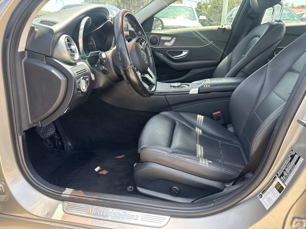 Used 2019 Mercedes-Benz C 300 Sedan image 19