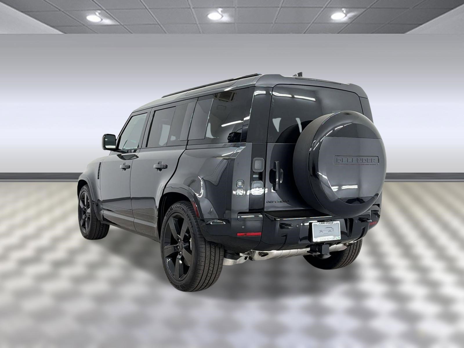 New 2026 Land Rover Defender 110 X-Dynamic SE image 3