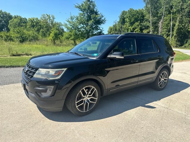 Used 2016 Ford Explorer Sport w/ Equipment Group 401A AWD/4WD image 3