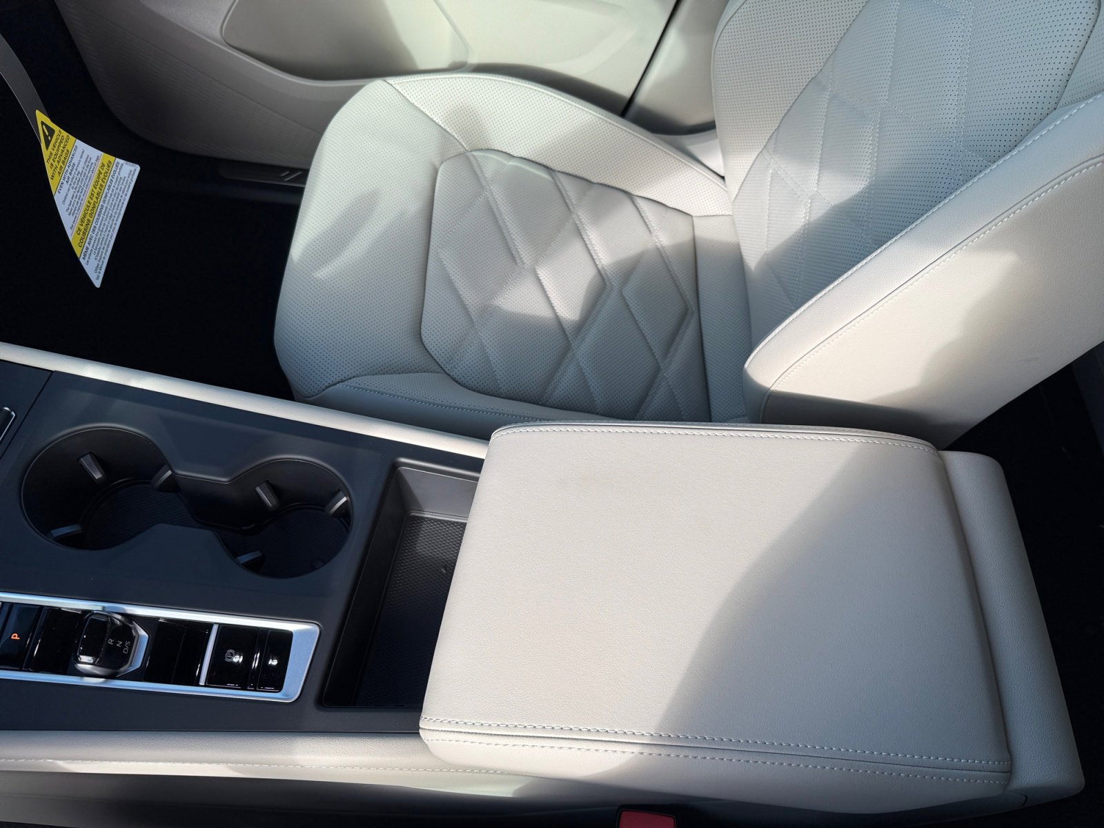 New 2026 Volkswagen Atlas SE image 14