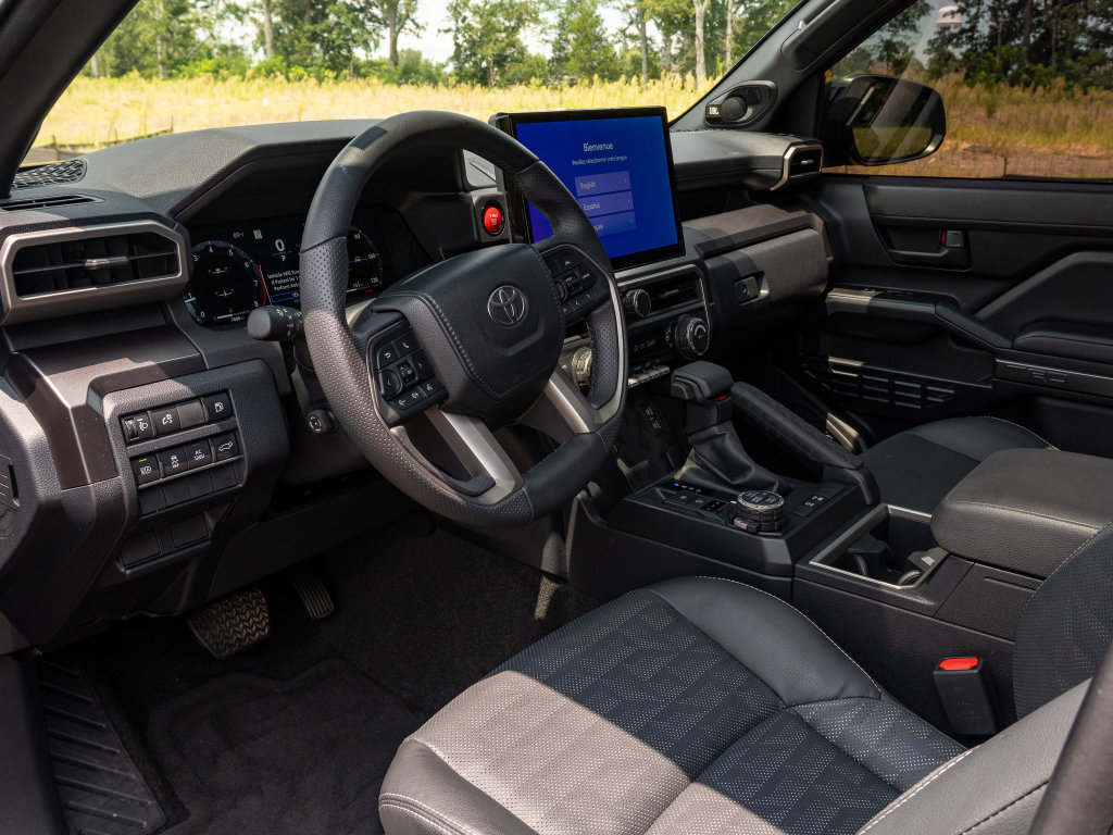 Used 2025 Toyota 4Runner TRD Off-Road Premium AWD/4WD image 10