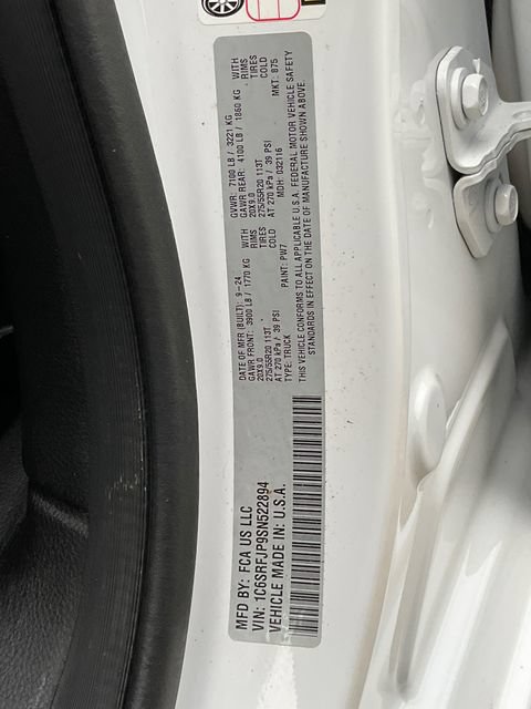Used 2025 RAM 1500 Laramie AWD/4WD image 32