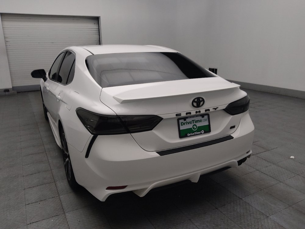 Used 2018 Toyota Camry SE FWD image 5