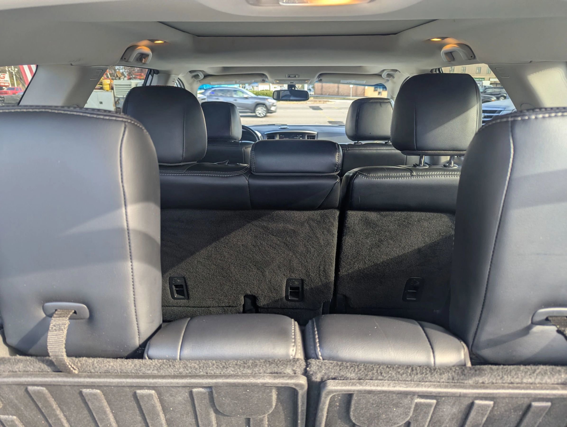 Used 2018 Nissan Pathfinder SL w/ SL Premium Package image 26