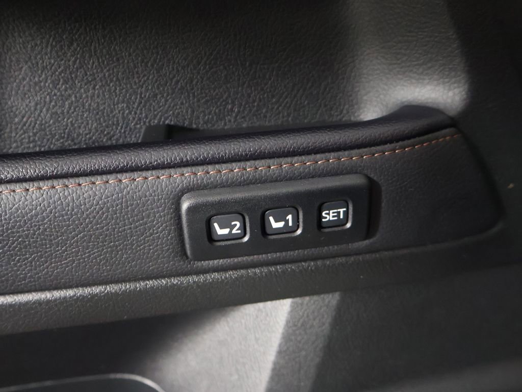 Used 2023 Toyota 4Runner Limited AWD/4WD image 35