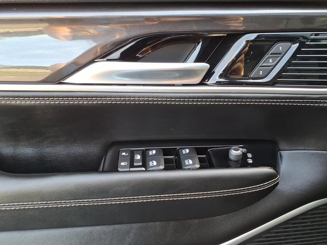 Certified 2023 Jeep Wagoneer 4WD w/ Premium Group I image 11