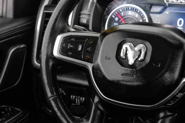 Used 2019 RAM 1500 Laramie AWD/4WD image 18