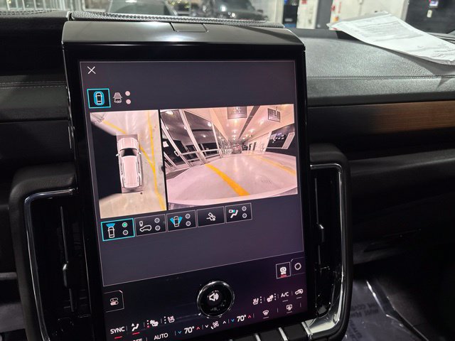 Used 2026 GMC Yukon Denali w/ Advanced Technology Package AWD/4WD image 29