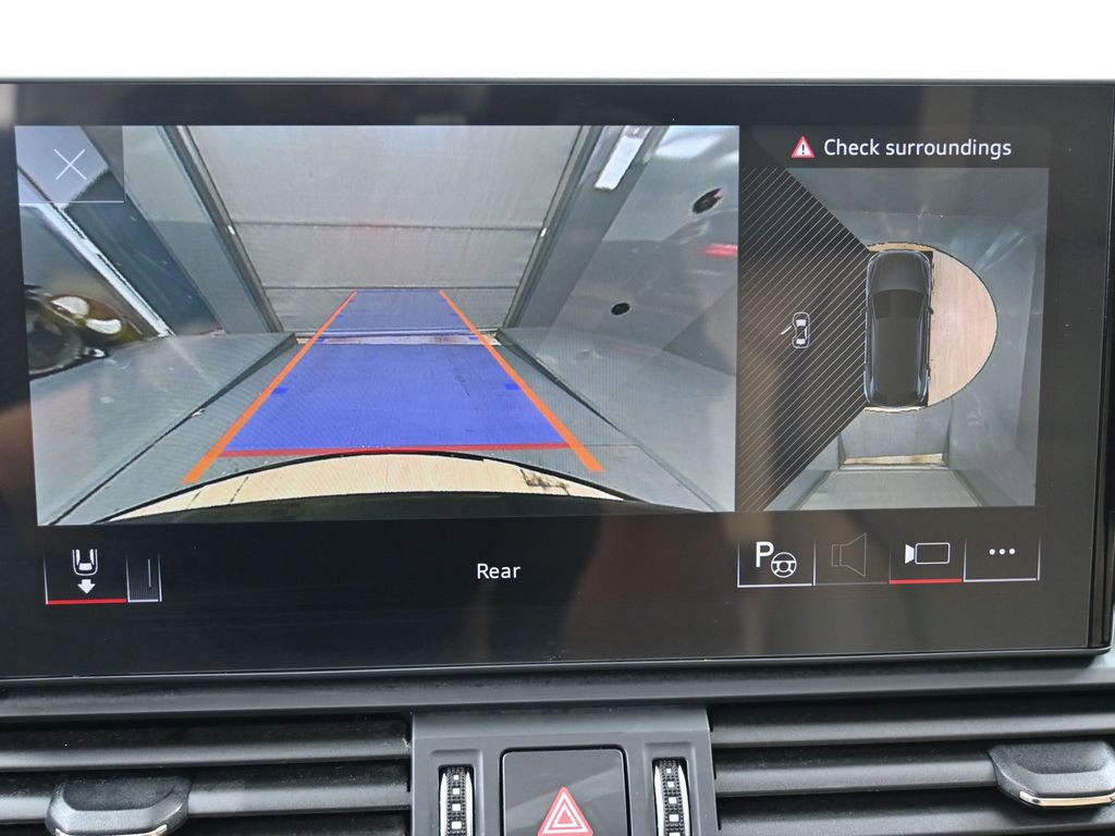 Used 2023 Audi Q5 2.0T Prestige w/ Prestige Package image 24