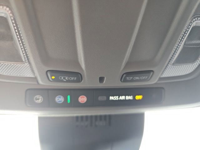 Used 2023 GMC Sierra 1500 SLT w/ SLT Premium Package image 22