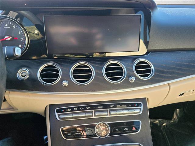 Used 2019 Mercedes-Benz E 300 image 12
