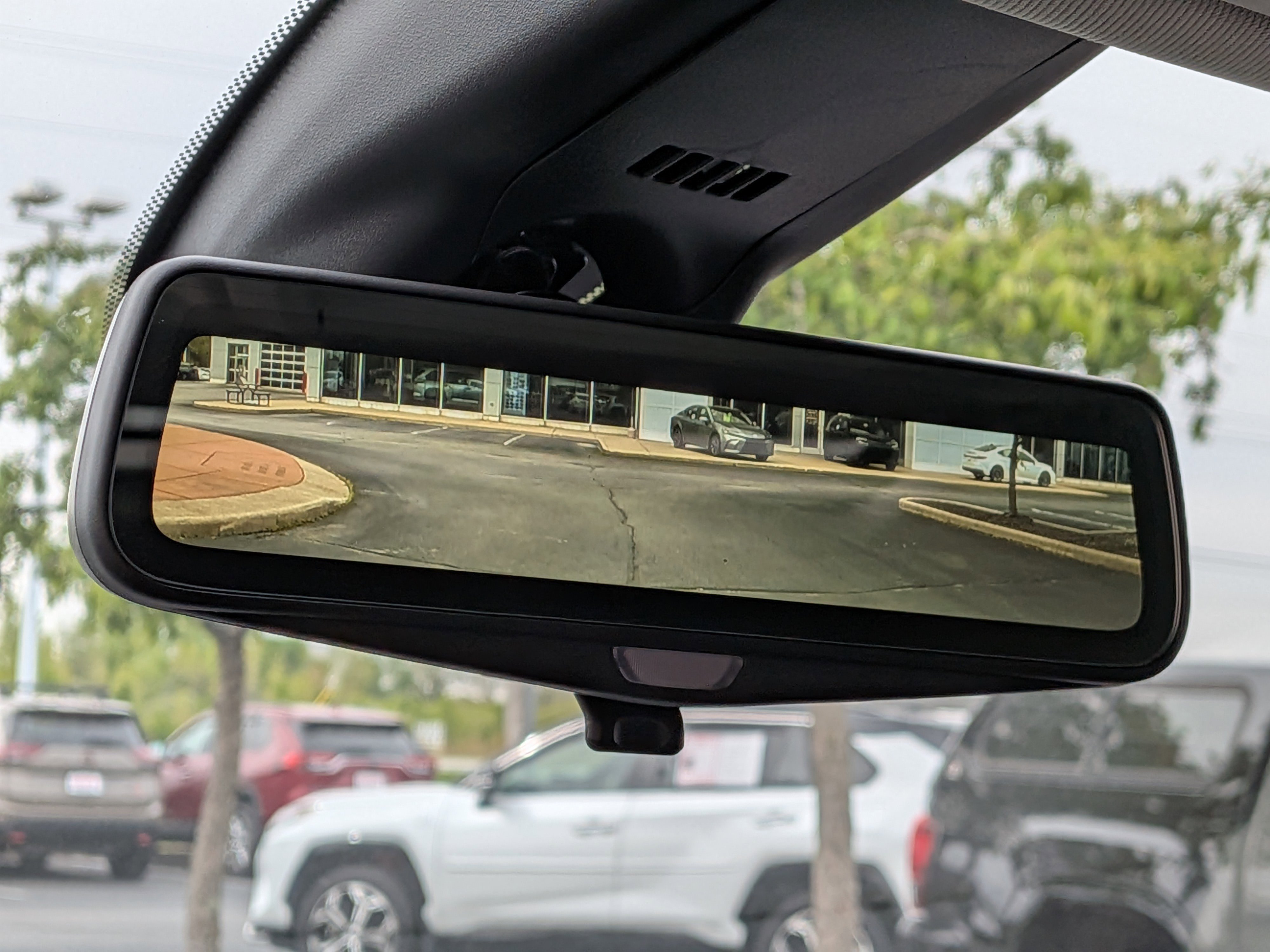 Used 2019 Buick Enclave Avenir w/ Avenir Technology Package AWD/4WD image 35