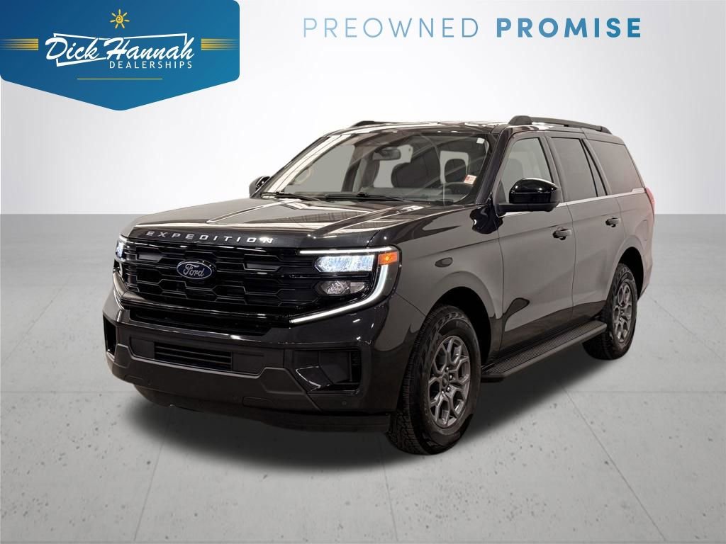 Used 2025 Ford Expedition Active image 1