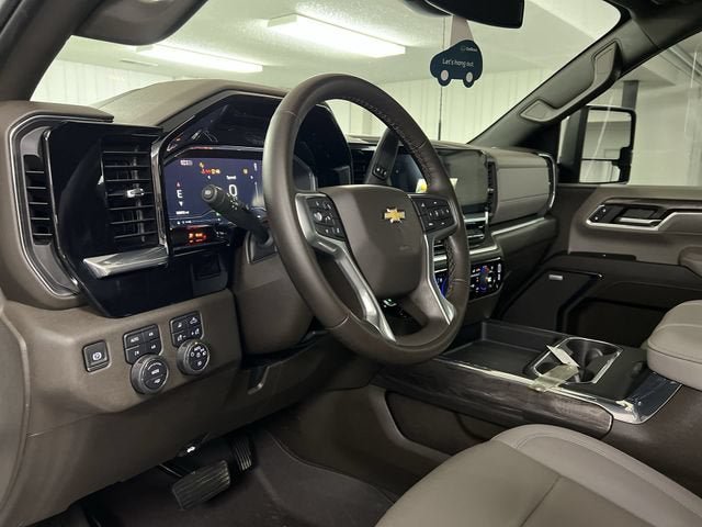 Certified 2024 Chevrolet Silverado 2500 LTZ w/ LTZ Convenience Package AWD/4WD image 10