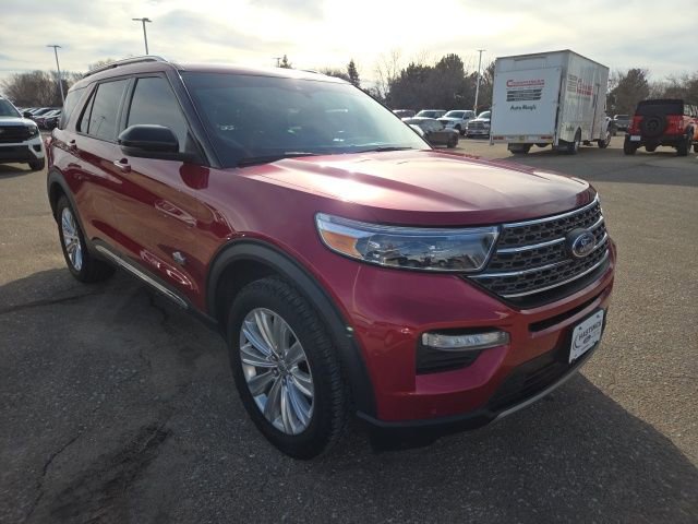 Certified 2024 Ford Explorer King Ranch w/ Technology Package AWD/4WD image 13