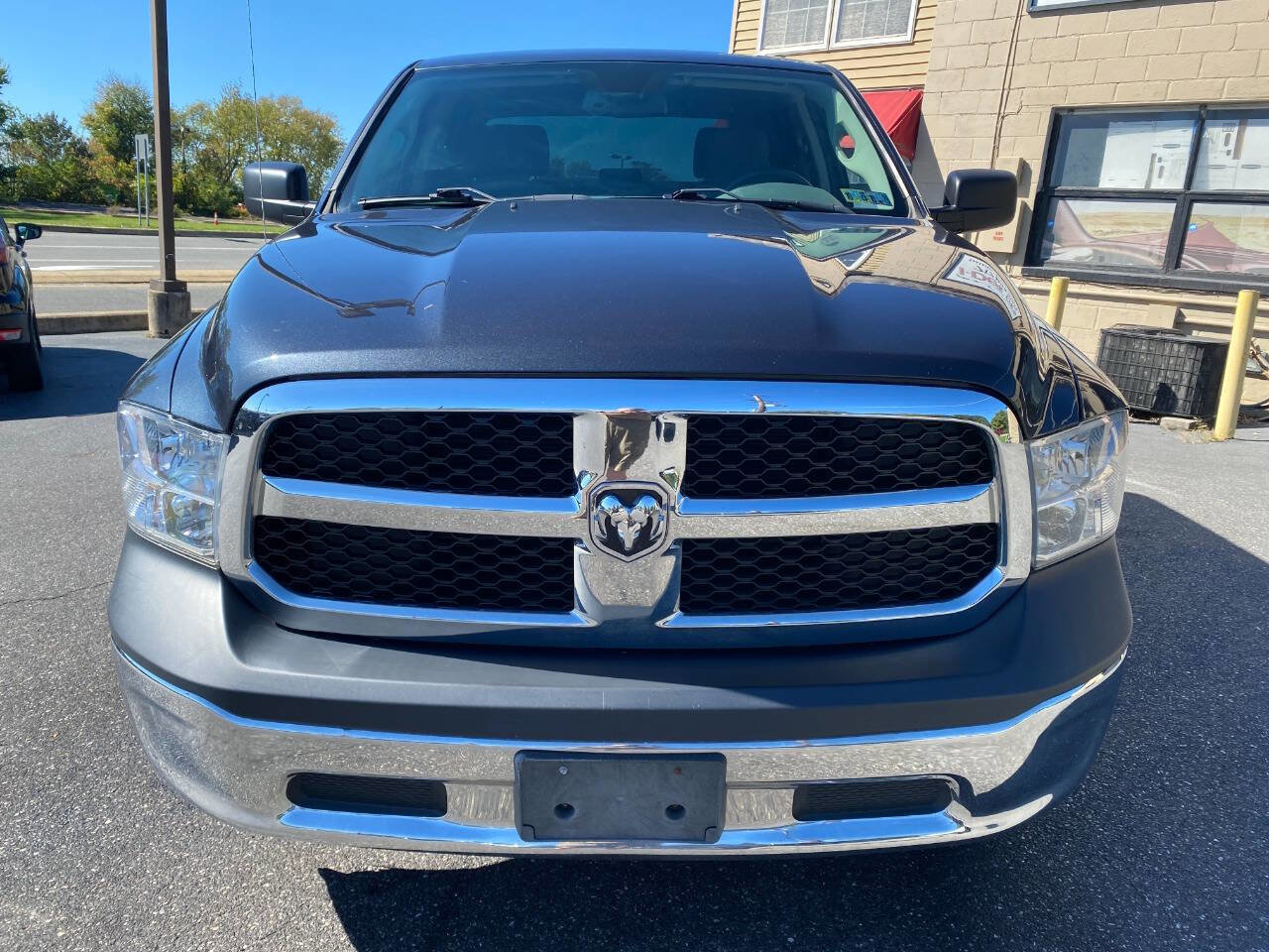 Used 2018 RAM 1500 Tradesman w/ Chrome Appearance Group image 8