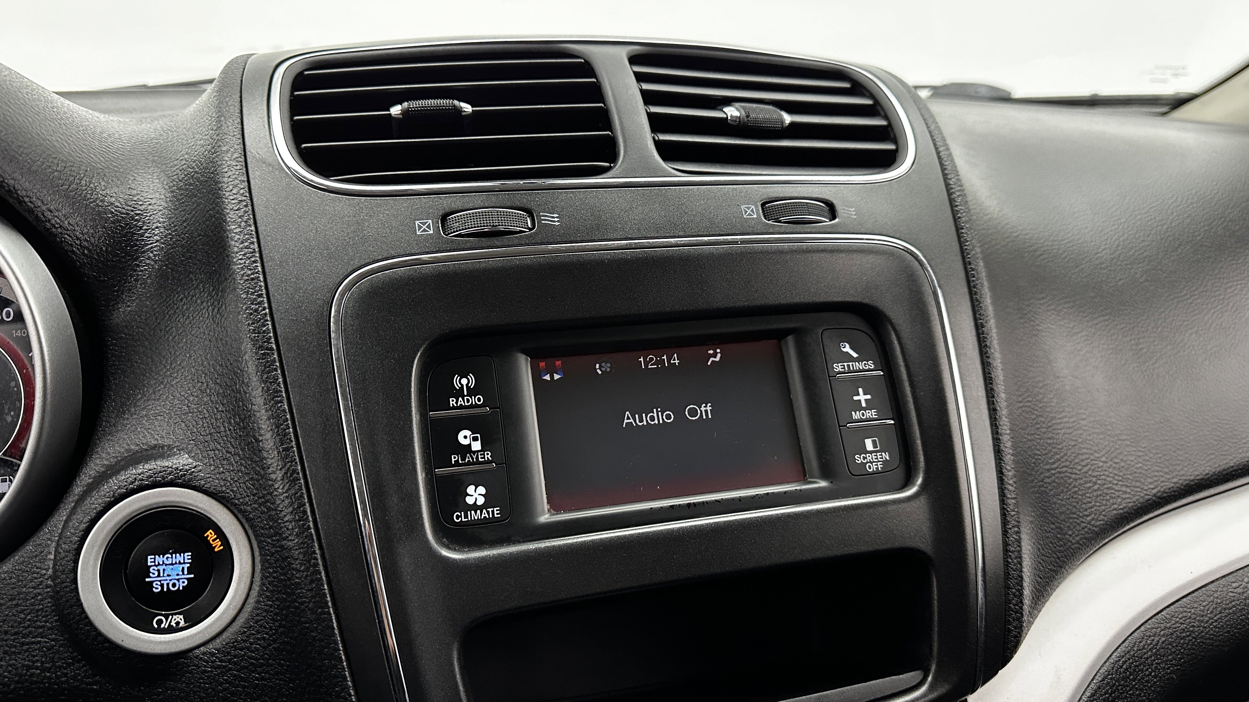 Used 2018 Dodge Journey SE w/ Popular Equipment Group image 17