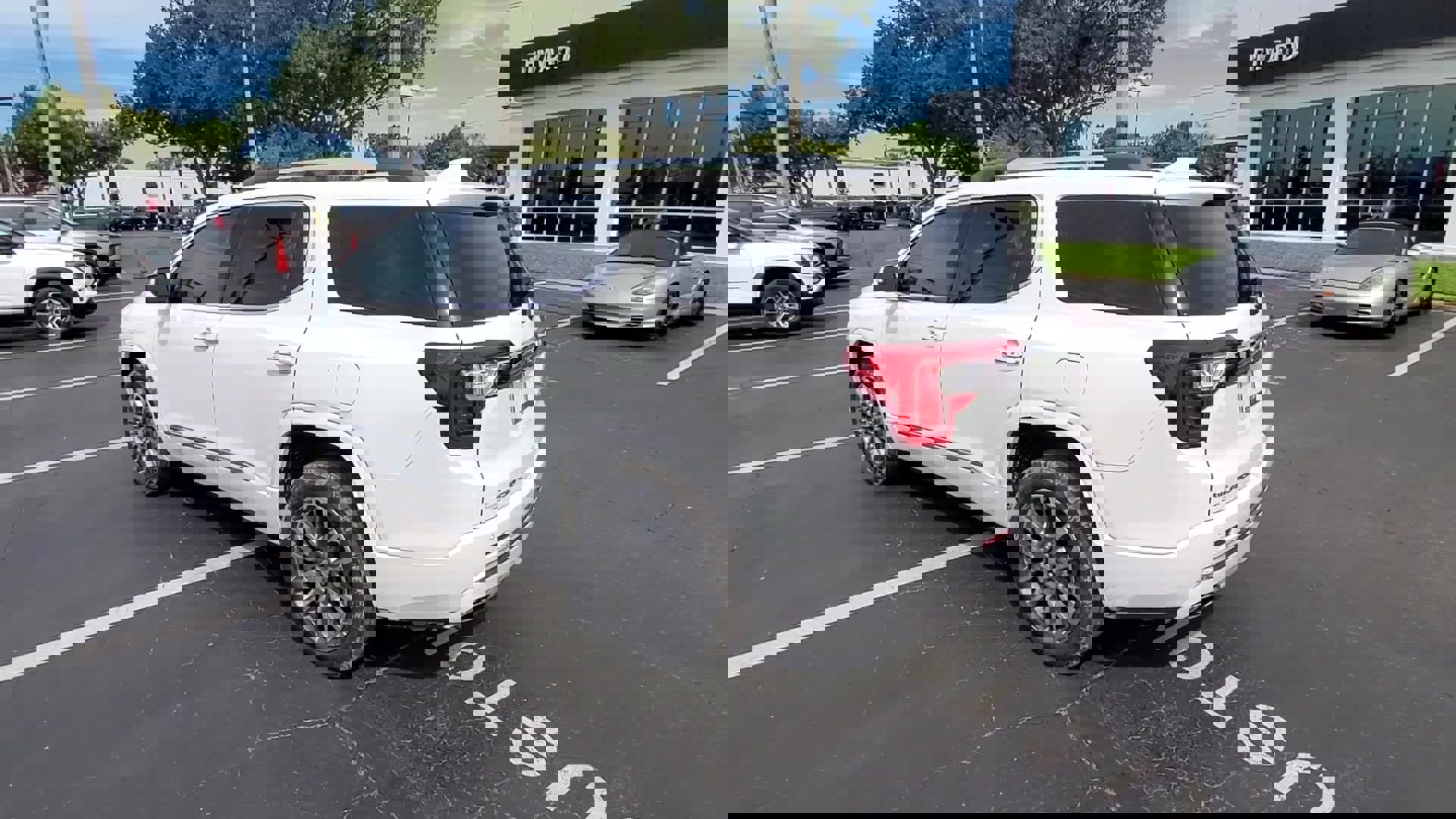 Used 2021 GMC Acadia Denali w/ Denali Technology Package image 44