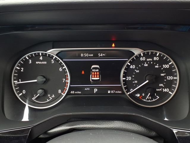 Used 2025 Nissan Pathfinder SV w/ Black Appearance Package image 17