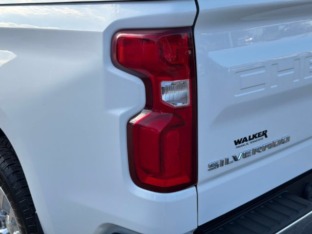 Used 2020 Chevrolet Silverado 1500 LTZ w/ LTZ Convenience Package AWD/4WD image 11