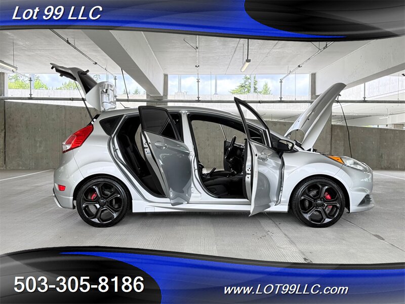 Used 2015 Ford Fiesta ST FWD image 19