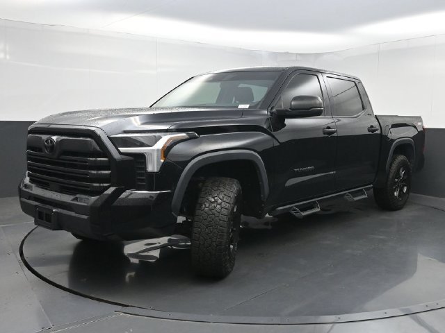 Used 2022 Toyota Tundra SR5 RWD image 5