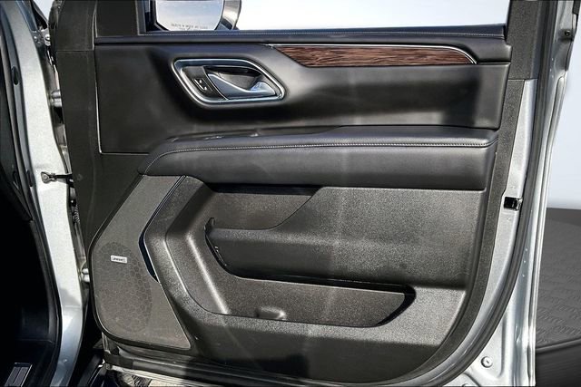 Used 2023 Chevrolet Tahoe LT w/ Luxury Package image 28