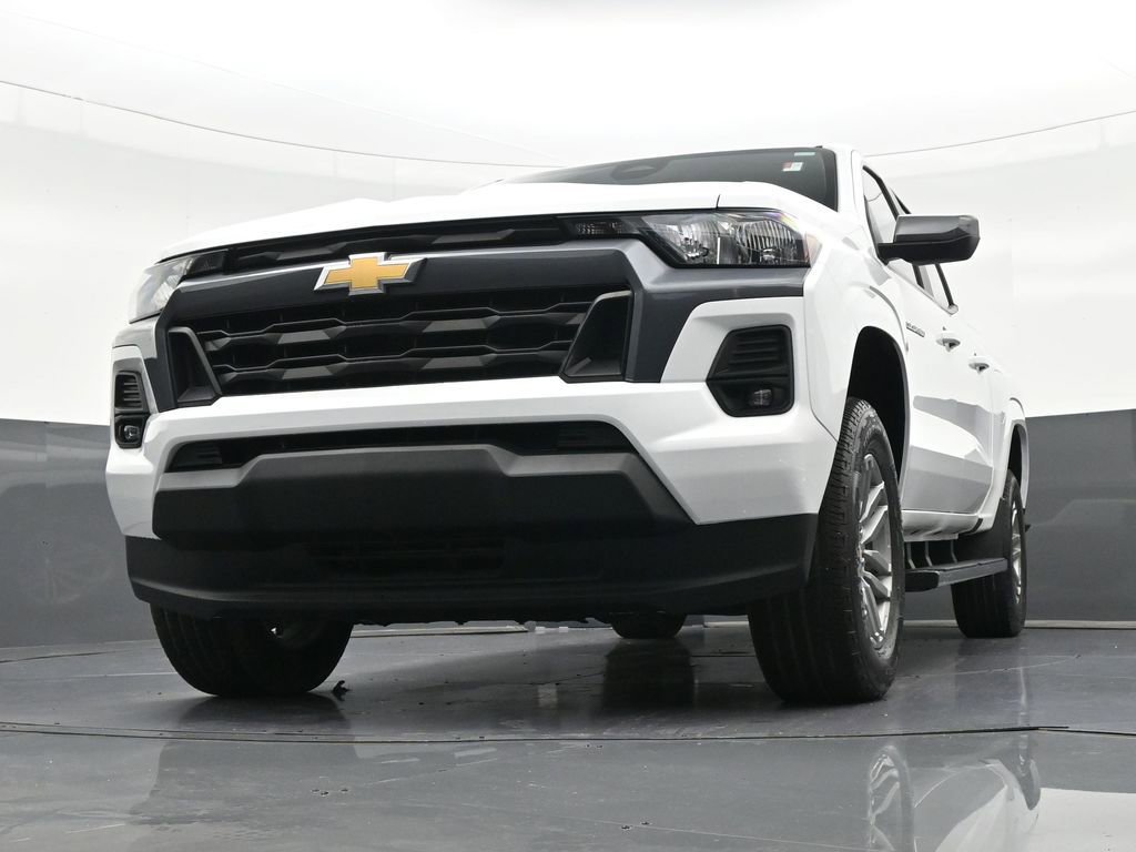 Used 2024 Chevrolet Colorado LT w/ LT Convenience Package image 33
