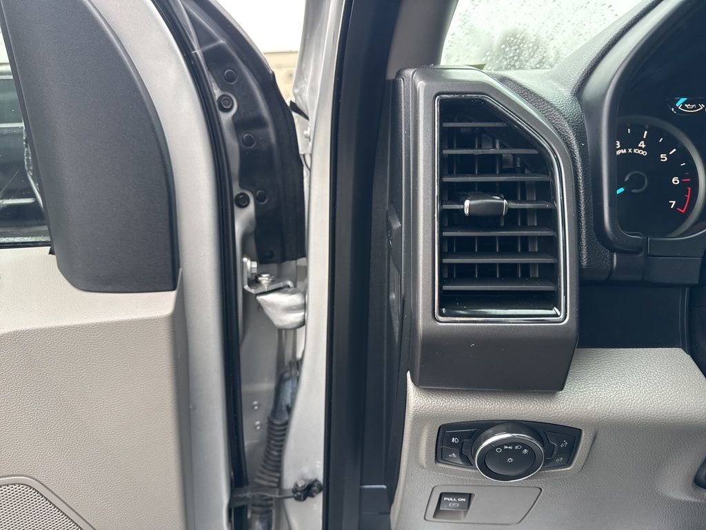 Used 2018 Ford F150 XLT image 12