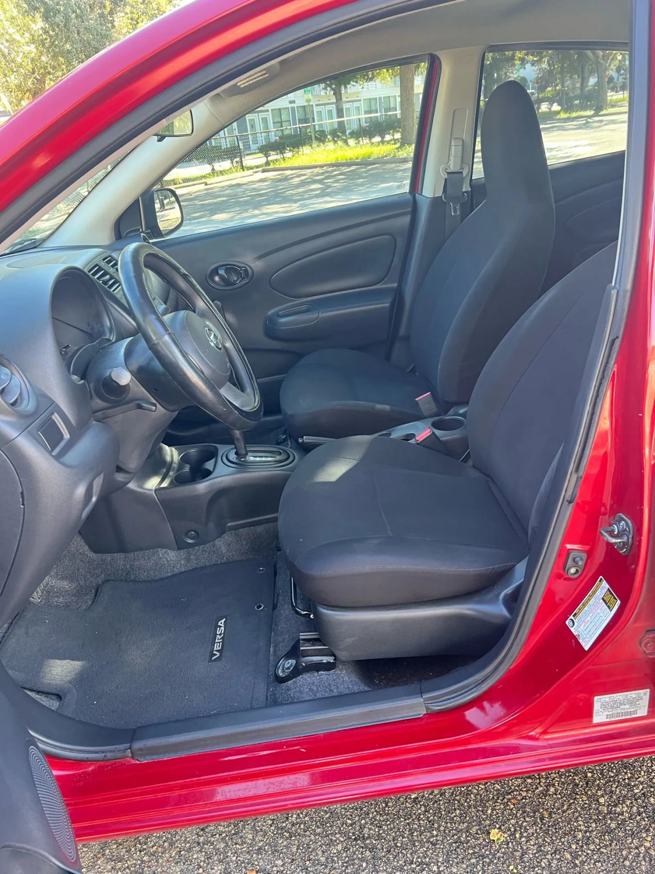Used 2014 Nissan Versa S Plus FWD image 9
