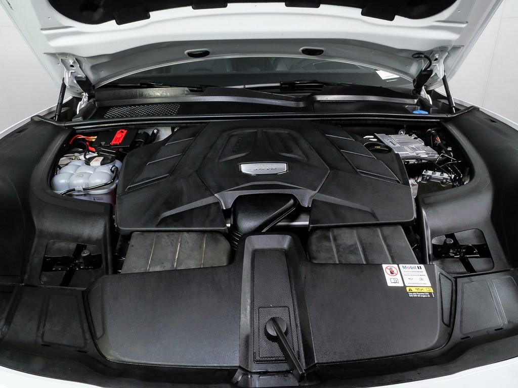Certified 2023 Porsche Cayenne AWD/4WD image 35