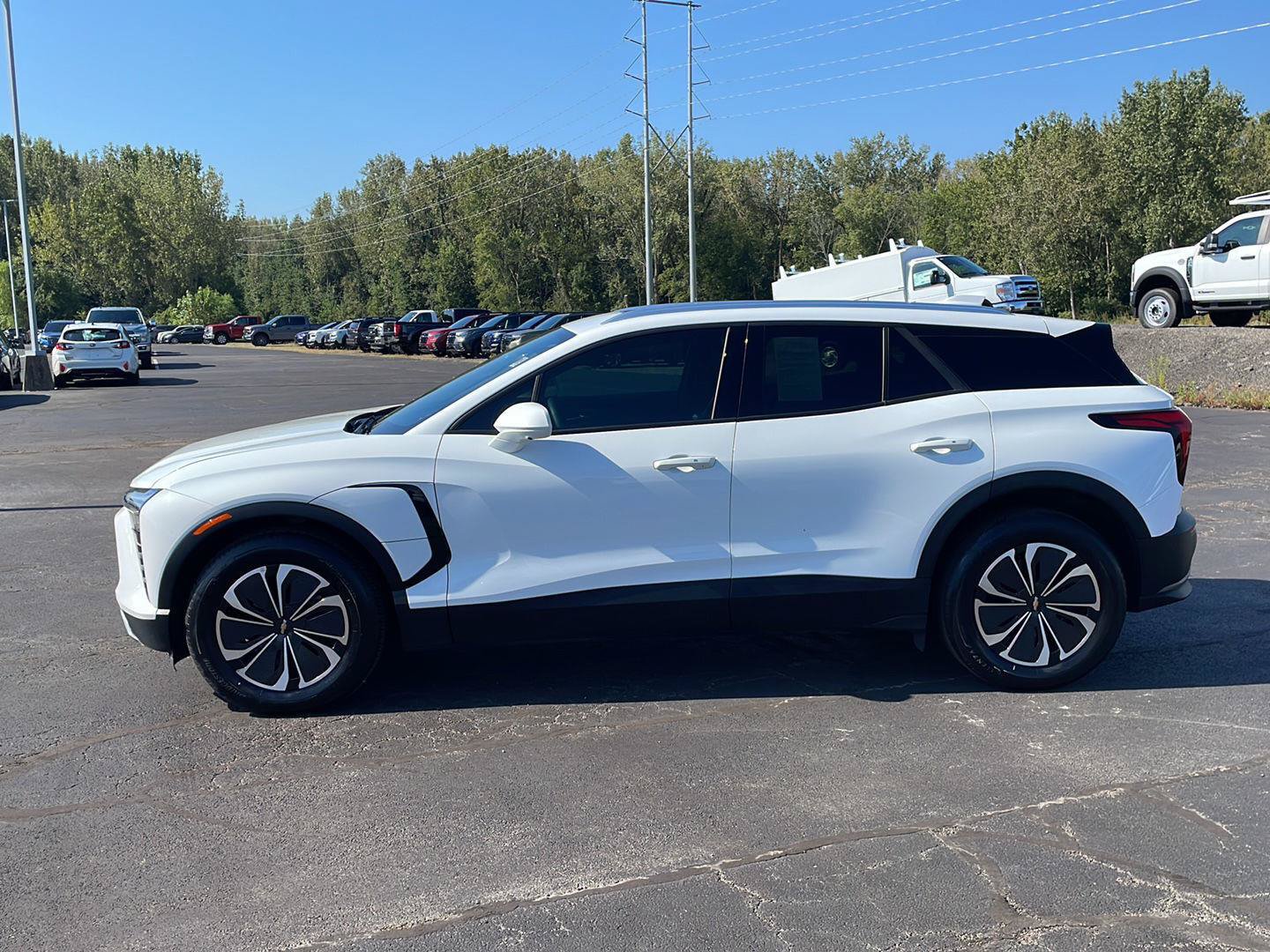 Used 2024 Chevrolet Blazer EV LT AWD/4WD image 2