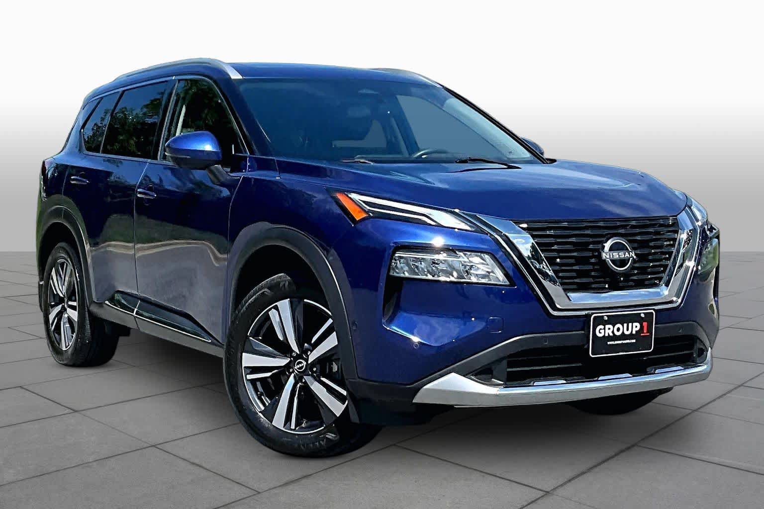 Used 2023 Nissan Rogue Platinum AWD/4WD image 3