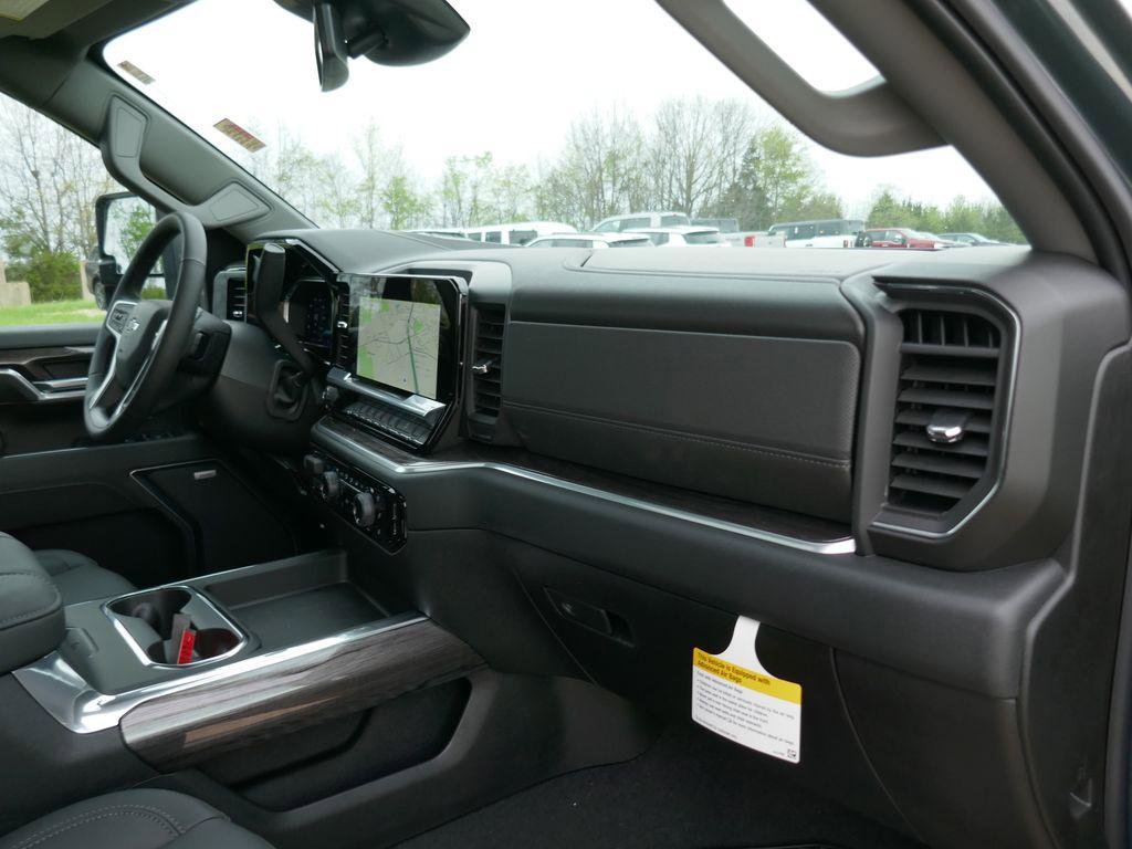 New 2026 Chevrolet Silverado 2500 LTZ w/ LTZ Plus Package AWD/4WD image 11