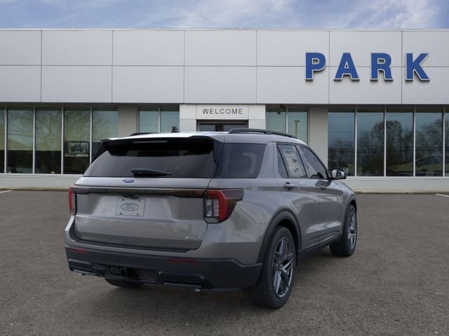 Used 2026 Ford Explorer ST-Line w/ ST-Line Street Pack AWD/4WD image 8