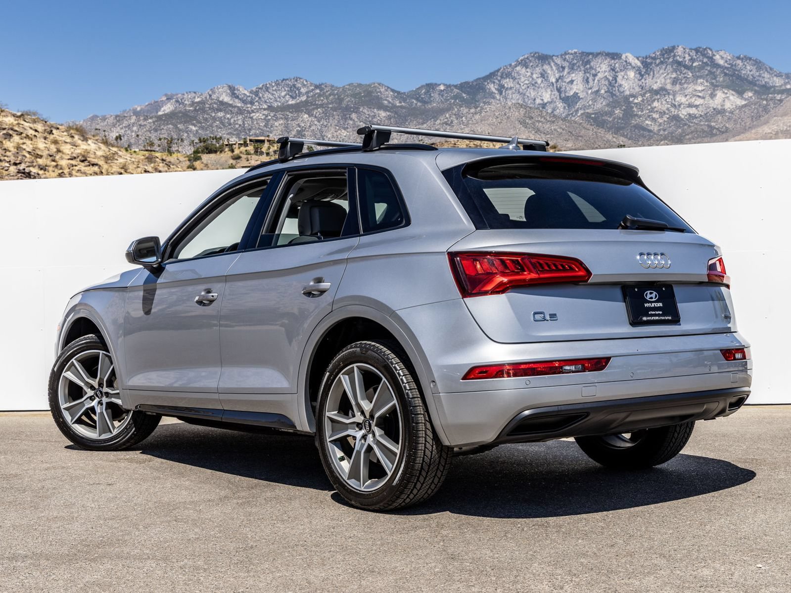 Used 2019 Audi Q5 Prestige w/ Prestige Package AWD/4WD image 9